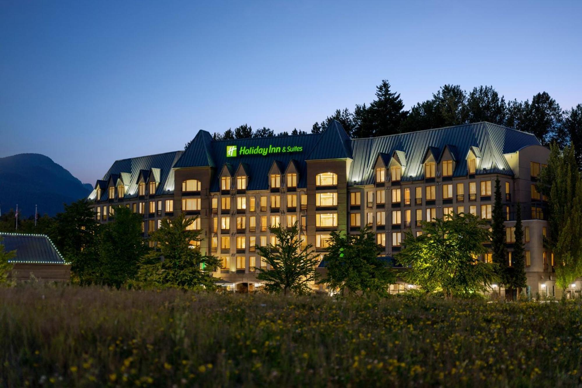 Holiday Inn & Suites North Vancouver By Ihg Экстерьер фото