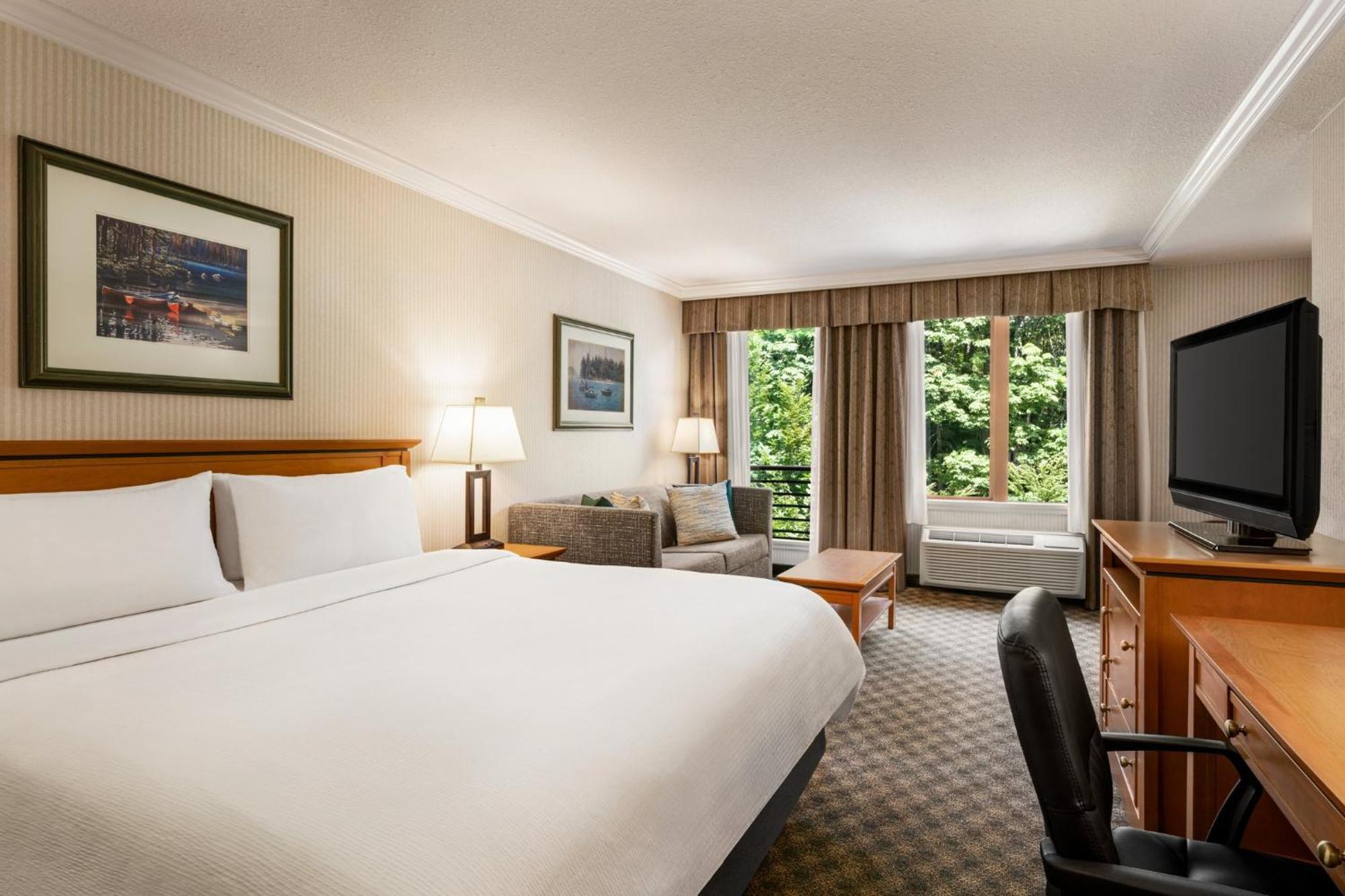 Holiday Inn & Suites North Vancouver By Ihg Экстерьер фото