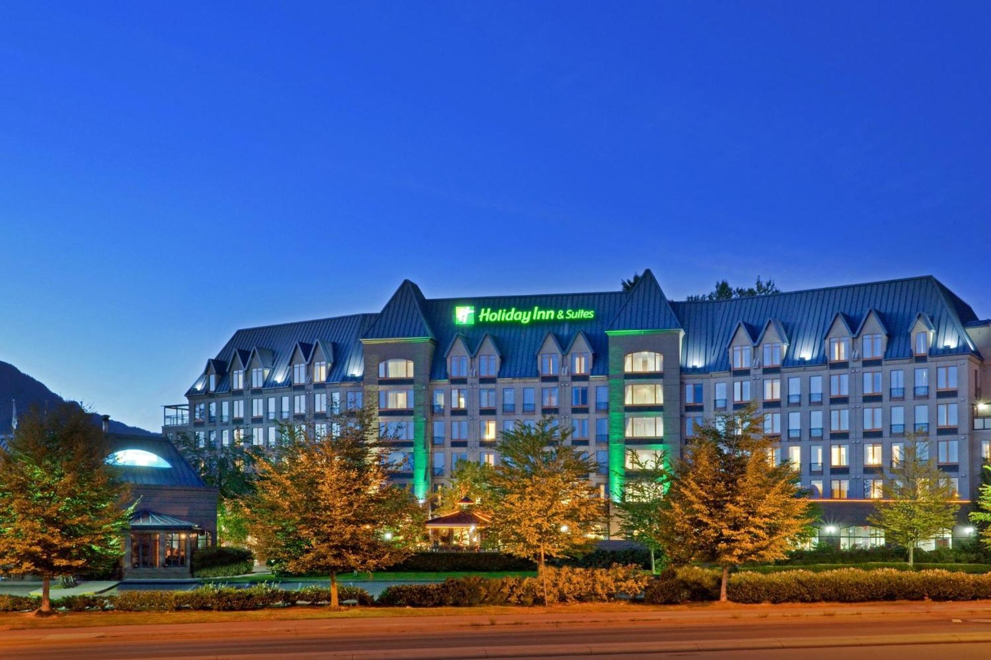 Holiday Inn & Suites North Vancouver By Ihg Экстерьер фото