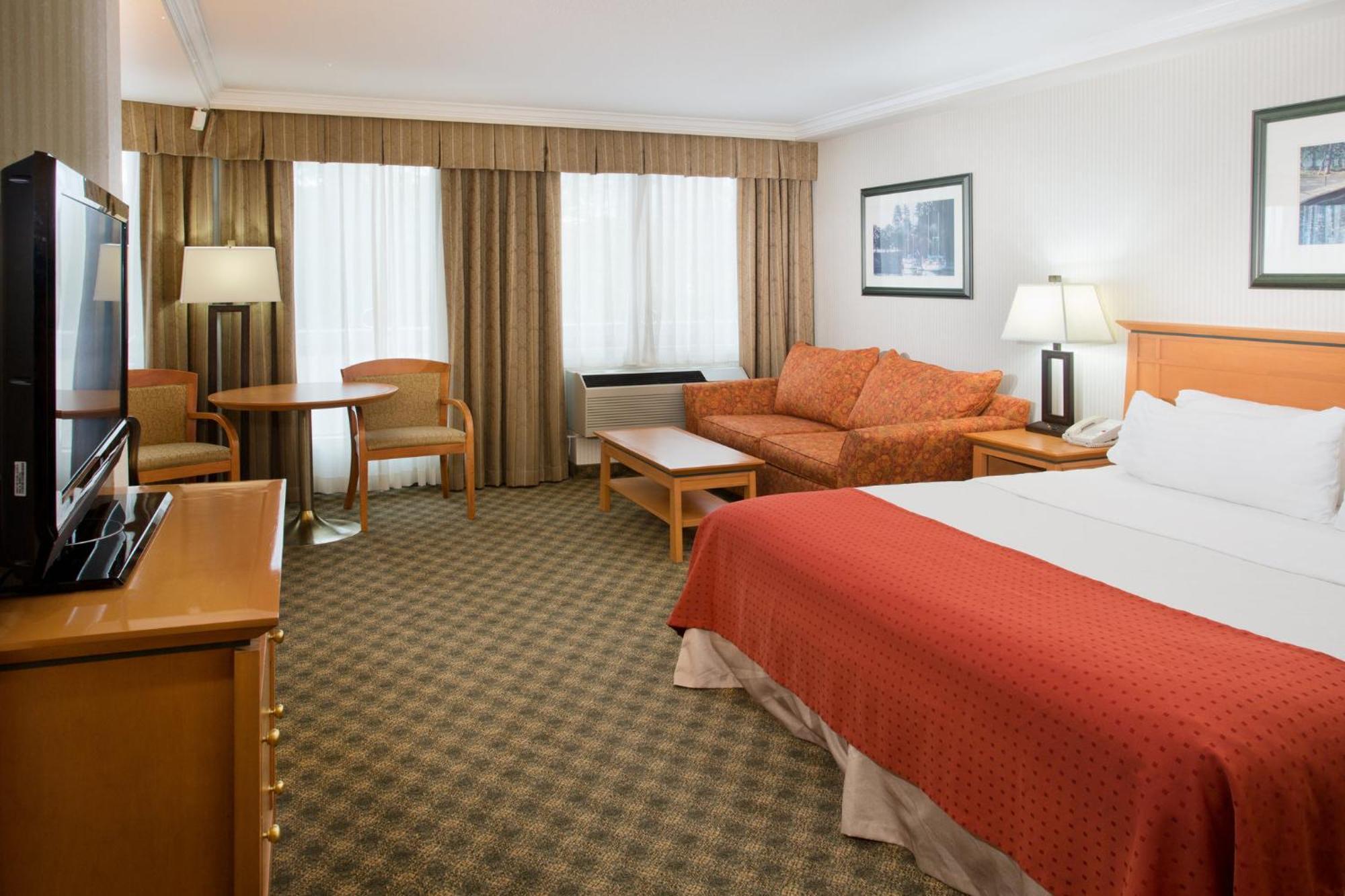 Holiday Inn & Suites North Vancouver By Ihg Экстерьер фото